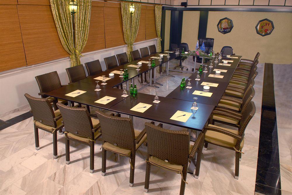 Hotel Strass Paralía Zařízení fotografie