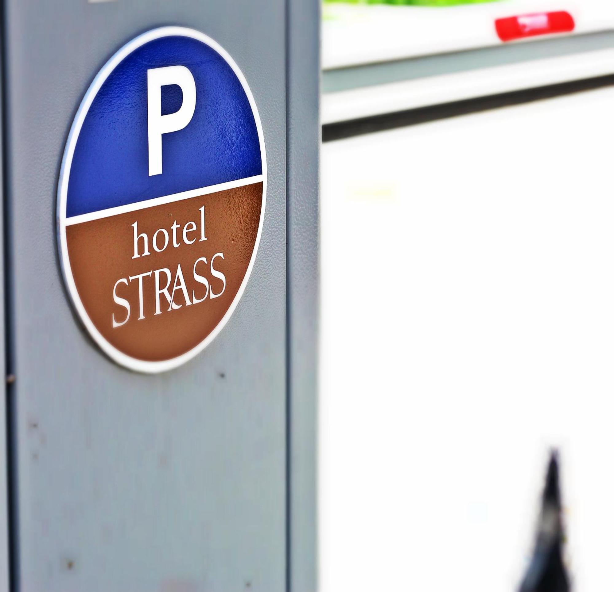 Hotel Strass Paralía Exteriér fotografie