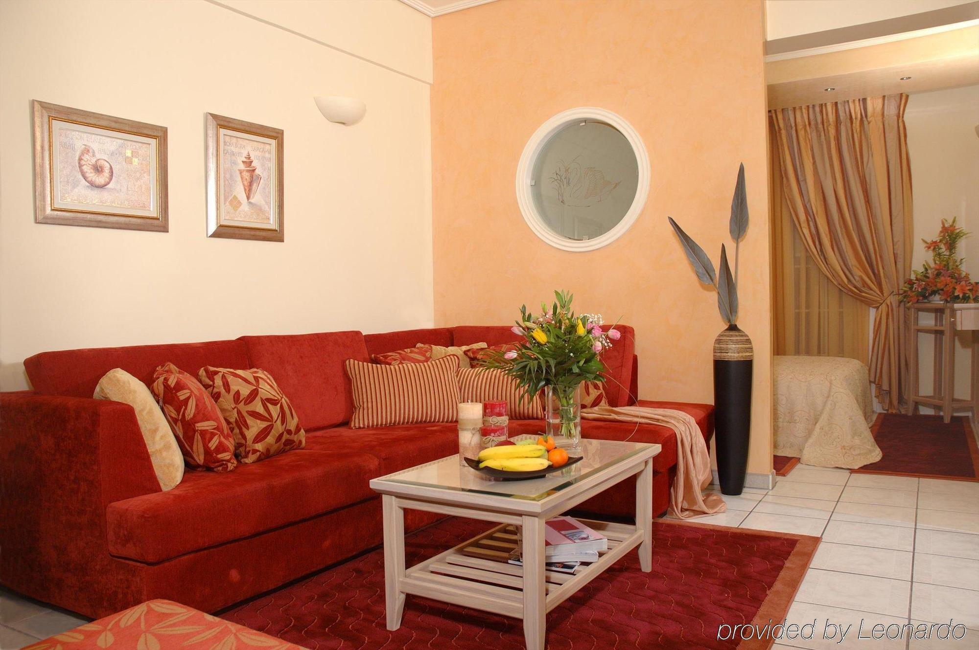 Hotel Strass Paralía Pokoj fotografie